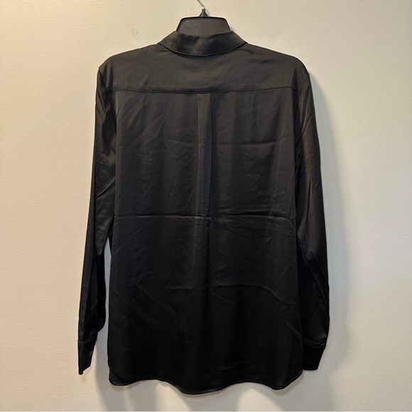 J. McLaughlin Women’s Black Denver Silky Long Sleeve Button Blouse Sz L NWT - Picture 3 of 7